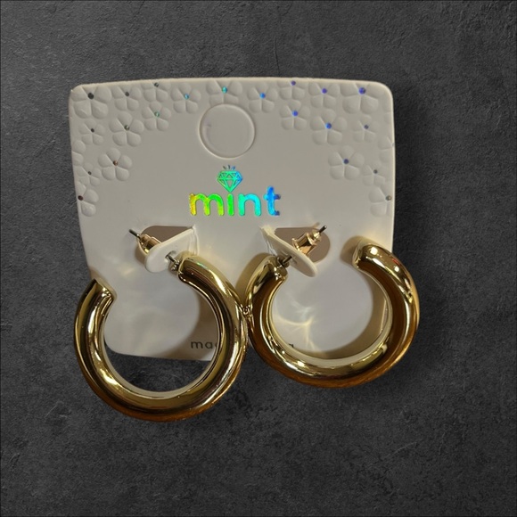 Mint Gold Hoop Earrings - Picture 2 of 2